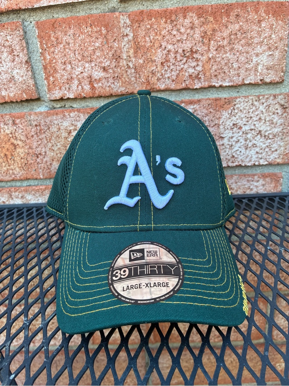 Oakland A's Green 39THIRTY Fitted Baseball Cap